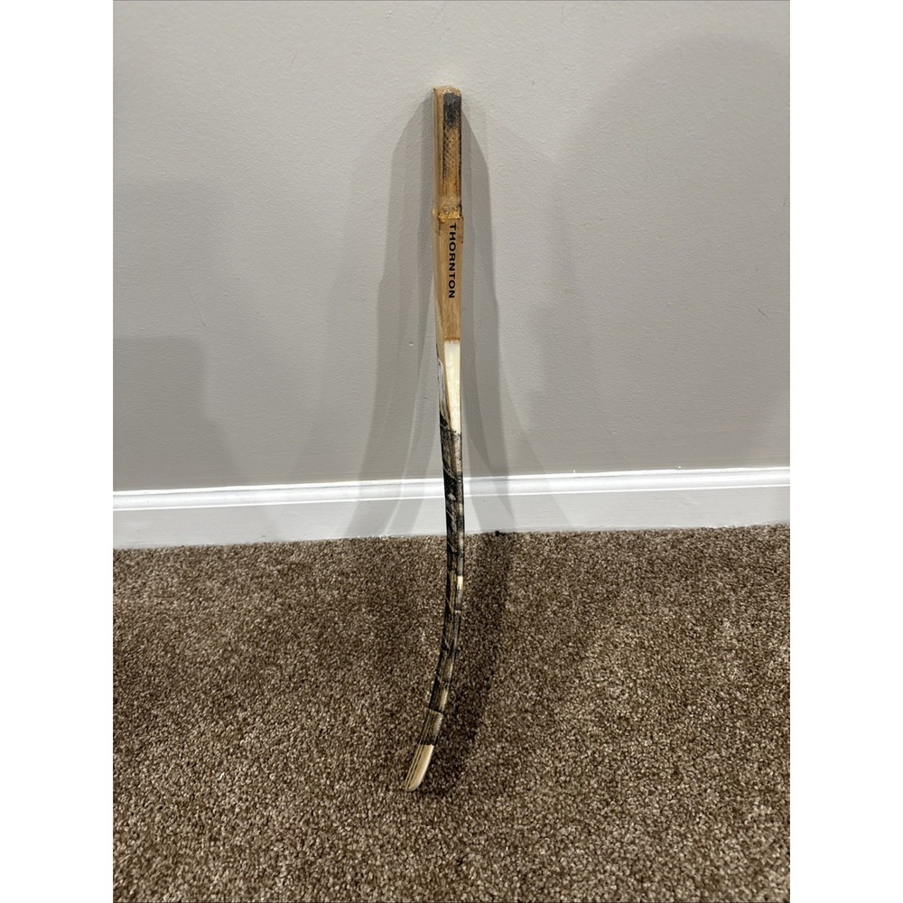 CCM Heat 252 J. Thornton Hockey Stick (LH) Left Handed Made In Canada Wood-Core - Picture 3 of 6